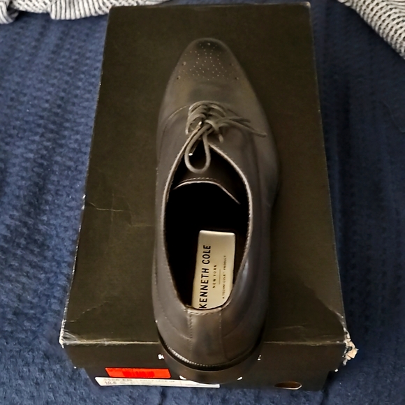 Kenneth Cole Gray Leather Oxfords.BRAND NEW IN BOX!! NEVER WORN!! - Picture 3 of 6